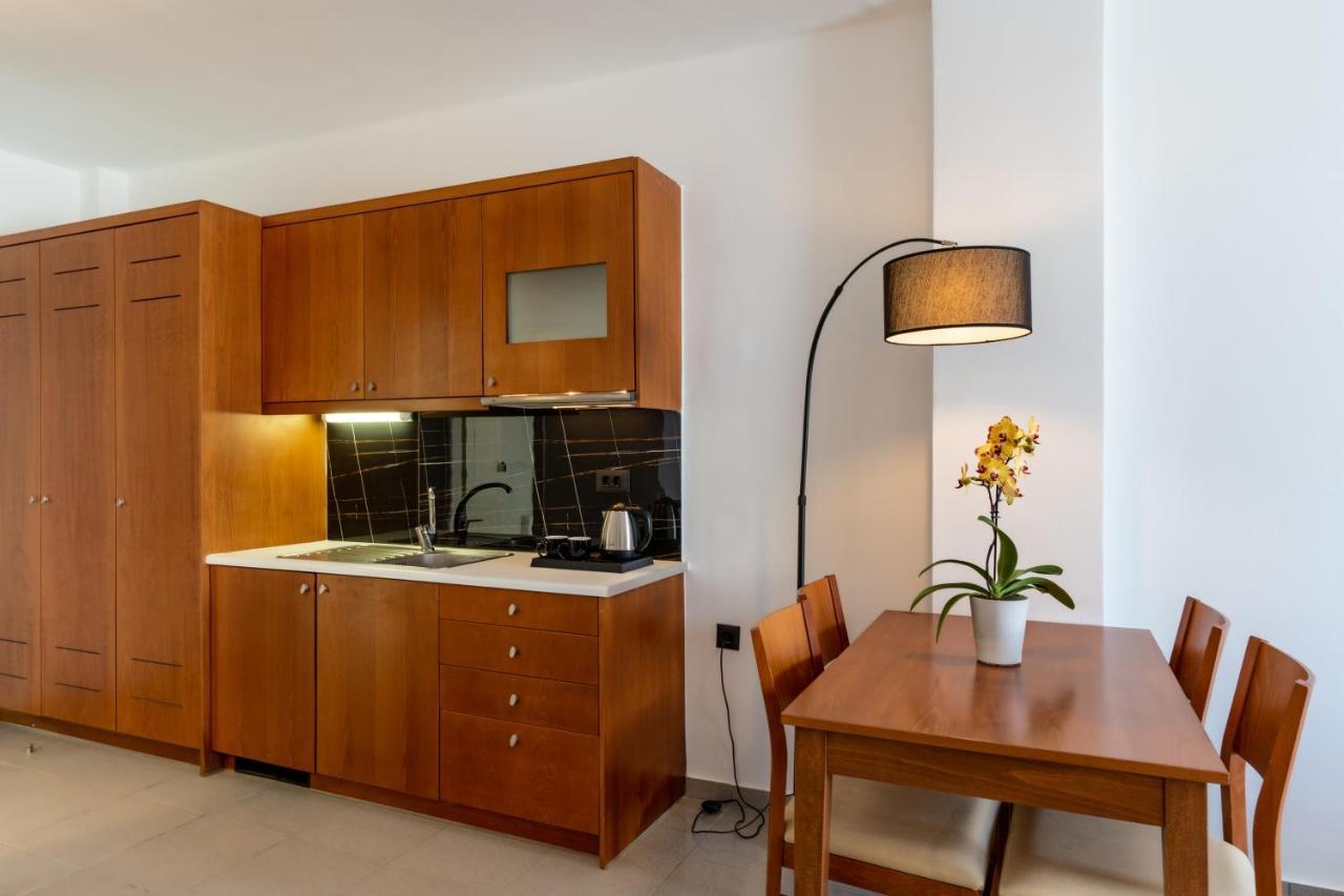 Delfina Boutique Hotel Paralia Kourna 외부 사진