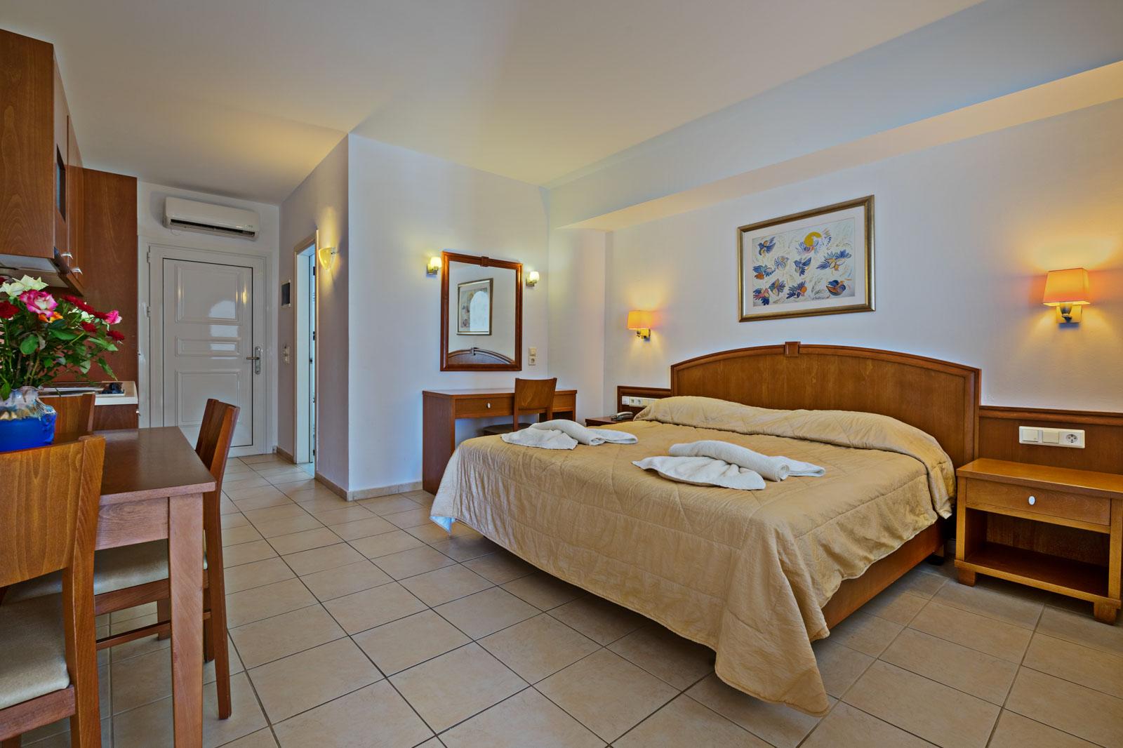 Delfina Boutique Hotel Paralia Kourna 외부 사진